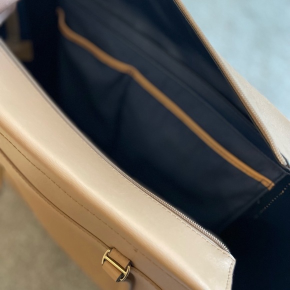 Tory Burch Parker Tote in Cardamom - Picture 9 of 12